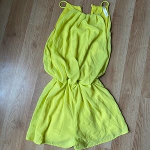 Bright yellow romper 💛